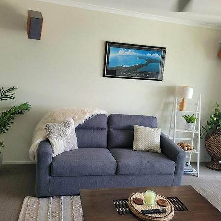 Watersons At Airlie Central Apartments แอร์ลีบีช ภายนอก รูปภาพ