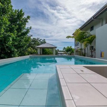 Watersons At Airlie Central Apartments แอร์ลีบีช ภายนอก รูปภาพ
