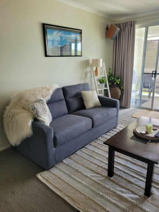 Watersons At Airlie Central Apartments แอร์ลีบีช ภายนอก รูปภาพ