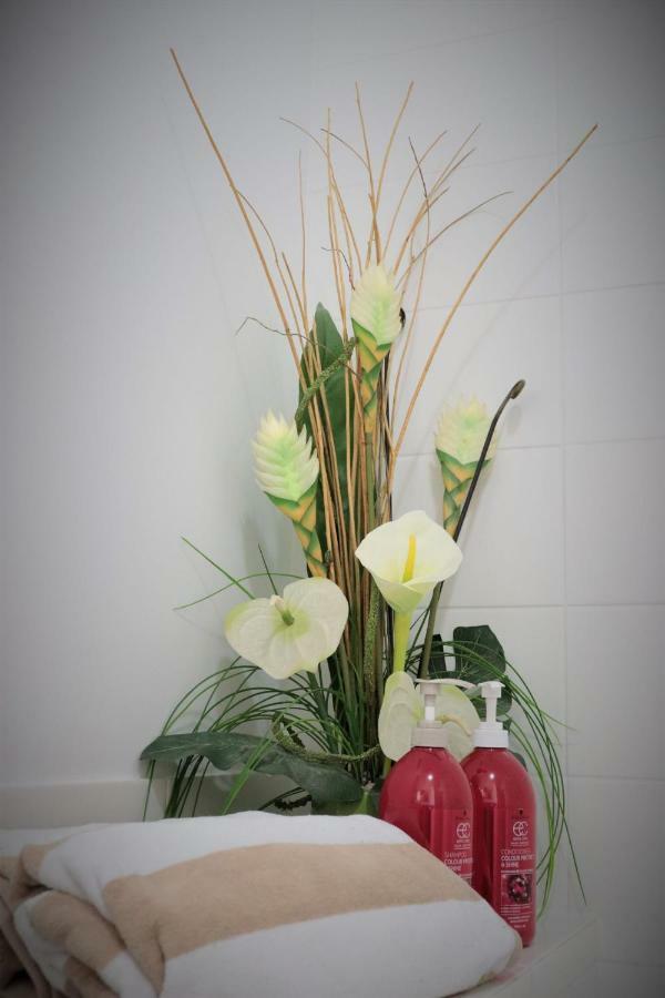 Watersons At Airlie Central Apartments แอร์ลีบีช ภายนอก รูปภาพ